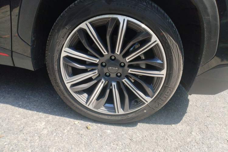 Used JETOUR Dashing 2022 1.6T DCT King SPORT Right Front Wheel Hub