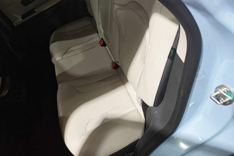Used JETOUR Dashing 2022 1.6T DCT King PLUS Left Rear Seat