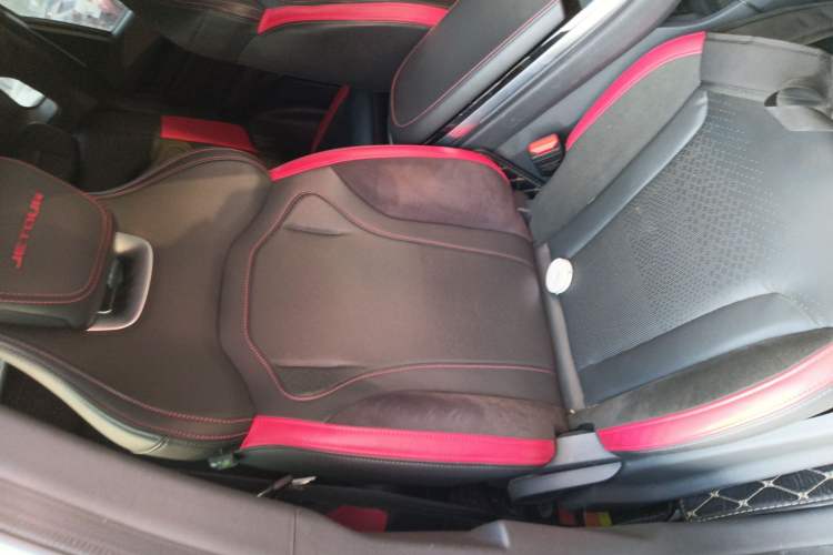 Used JETOUR Dashing 2022 1.6T DCT King PLUS Right Front Seat