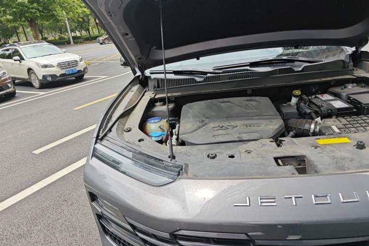 Used JETOUR Dashing 2022 1.6T DCT King ULTRA Engine Bay Right