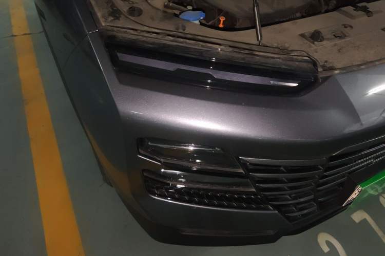 Used JETOUR Dashing 2022 1.6T DCT King PLUS Right Front Headlight