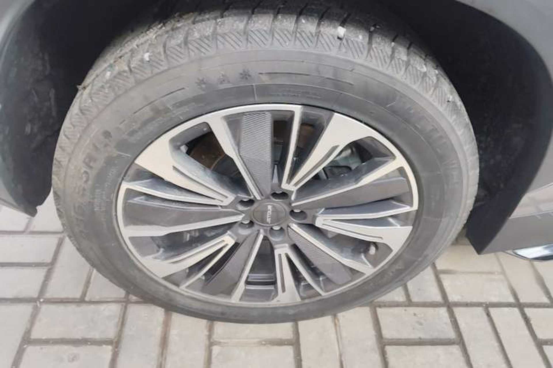 Used JETOUR Dashing 2022 1.6T DCT King PLUS Right Rear Wheel Hub