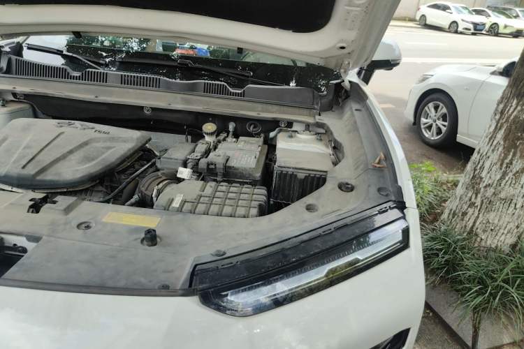 Used JETOUR Dashing 2022 1.6T DCT King SPORT Engine Bay Left