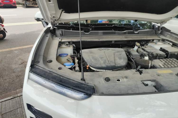 Used JETOUR Dashing 2022 1.6T DCT King SPORT Engine Bay Right