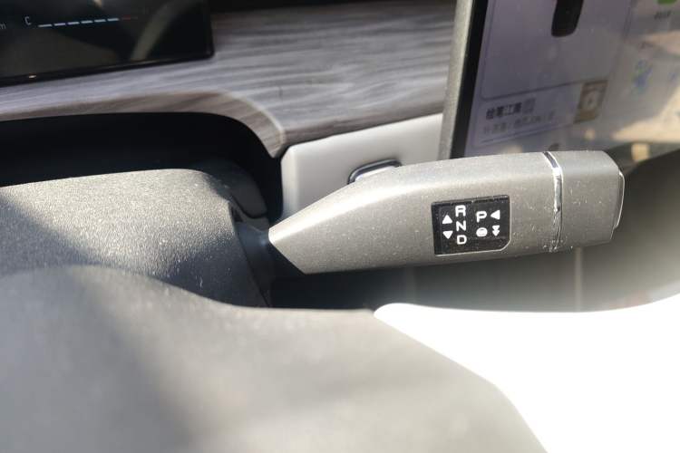 Used JETOUR Dashing 2022 1.6T DCT King MAX Gear Lever
