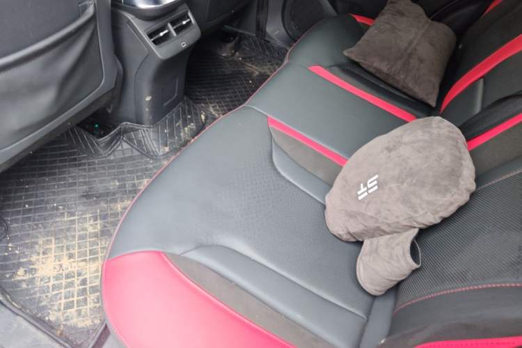 Used JETOUR Dashing 2022 1.6T DCT King MAX Left Rear Seat