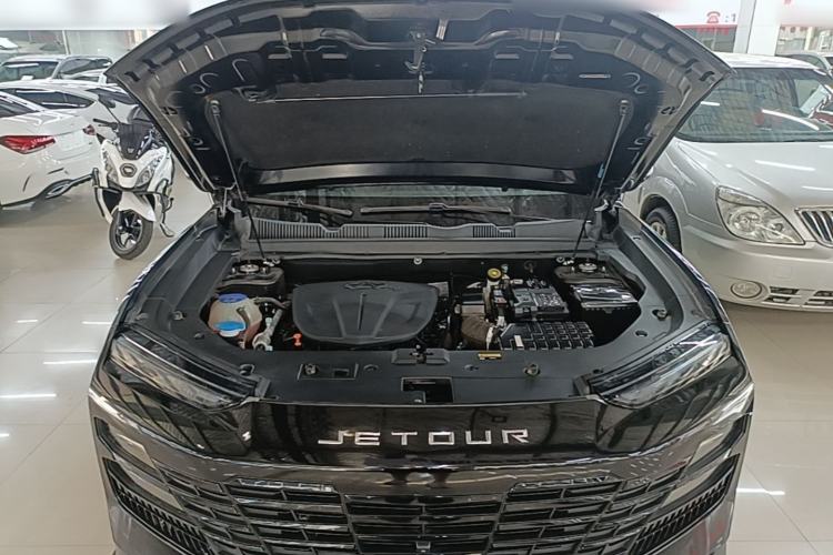 Used JETOUR Dashing 2023 1.6T DCT King SPORT Engine Bay