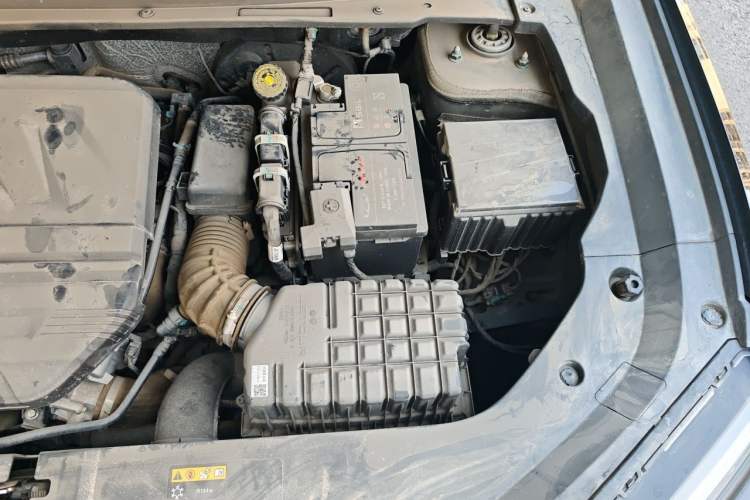 Used JETOUR Dashing 2023 1.6T DCT King PRO Engine Bay Left