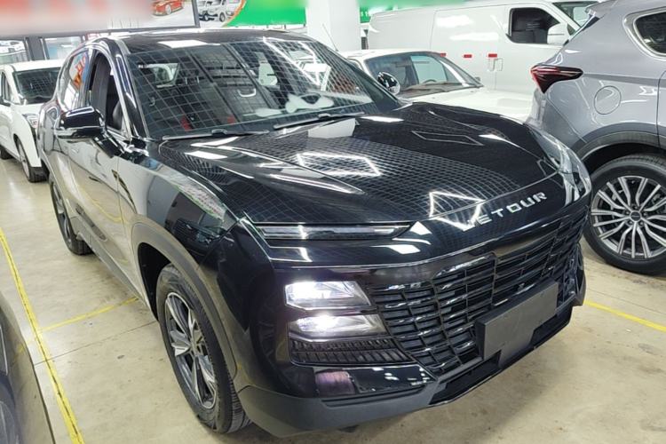 Used JETOUR Dashing 2023 1.5T DCT Starlight Shine Pro Edition Front Right 45 Deg
