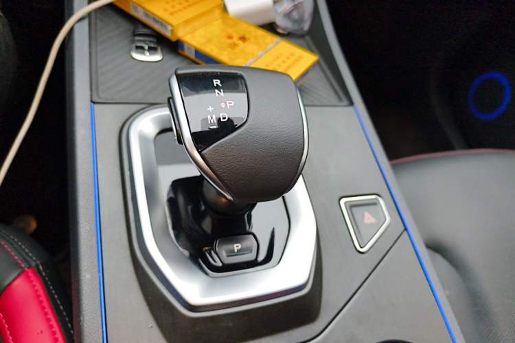 Used JETOUR Dashing 2023 1.5T DCT Starlight Shine Pro Edition Gear Lever