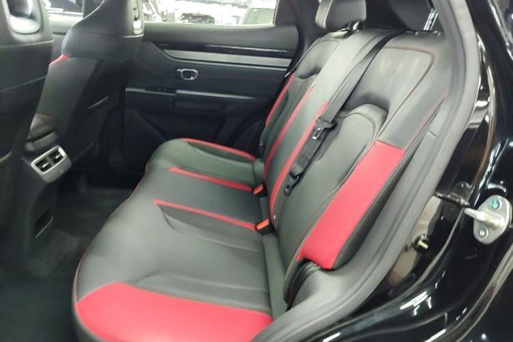 Used JETOUR Dashing 2023 1.5T DCT Starlight Shine Pro Edition Left Rear Seat