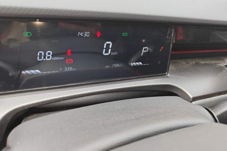 Used JETOUR Dashing 2023 1.5T DCT Starry PRO+ Odometer Close Up