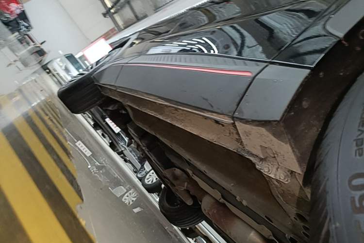 Used JETOUR Dashing 2023 1.6T DCT King SPORT Right Side Sill