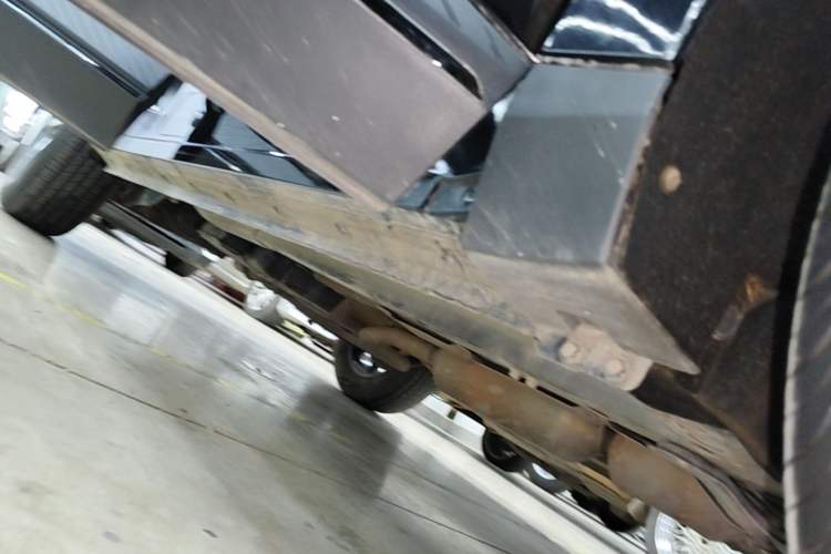 Used JETOUR Dashing 2023 1.5T DCT Starlight Shine Pro Edition Right Side Sill