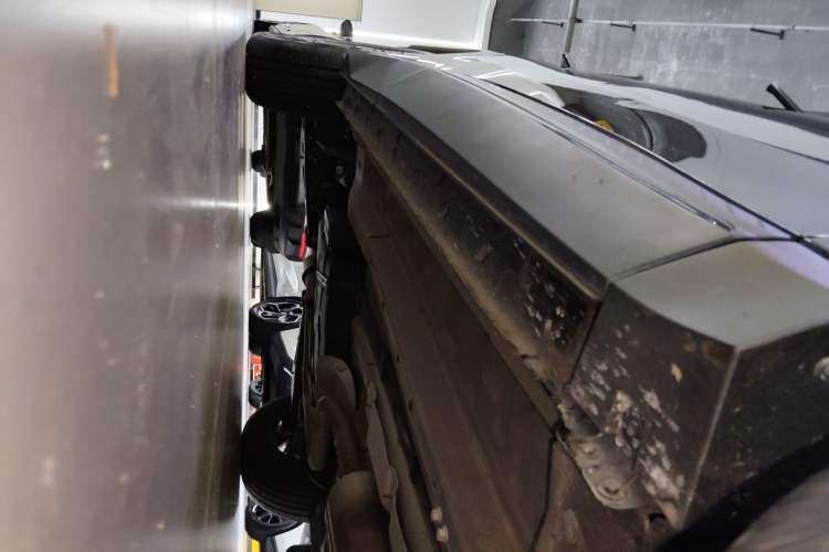 Used JETOUR Dashing 2023 1.5T DCT Starlight Shine Pro Edition Right Side Sill