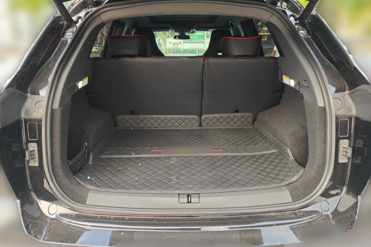 Used JETOUR Dashing 2023 1.5T DCT Starry PRO+ Trunk