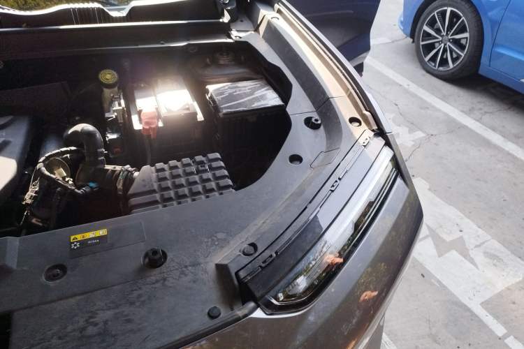 Used JETOUR Dashing 2023 1.5T DCT Starry PRO+ Engine Bay Left