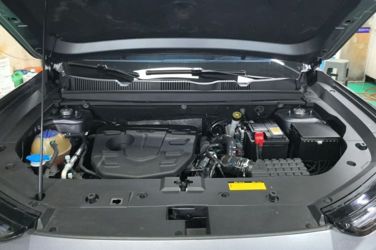 Used JETOUR Dashing 2023 1.5T DCT Starlight Shine Pro Edition Engine Bay