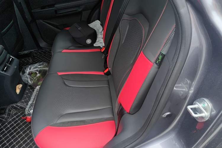 Used JETOUR Dashing 2023 1.5T DCT Starlight Shine Pro Edition Interior 4