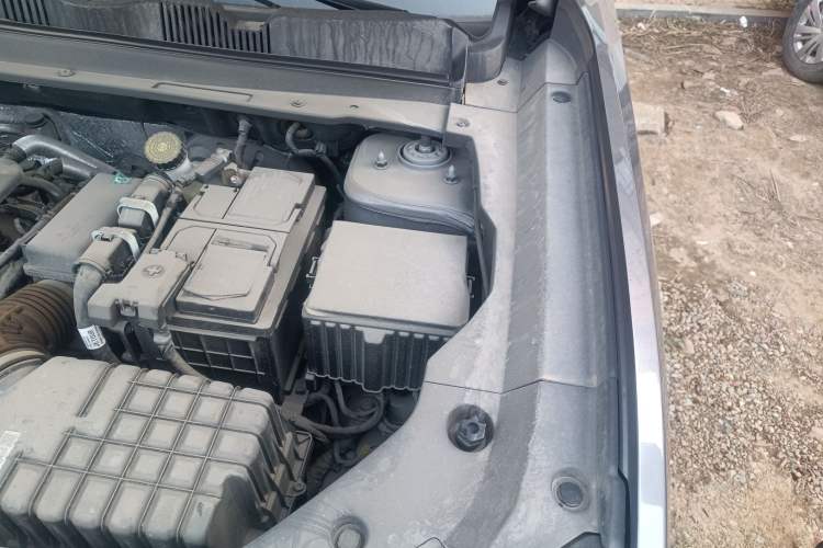 Used JETOUR Dashing 2023 1.6T DCT King SPORT Engine Bay Left