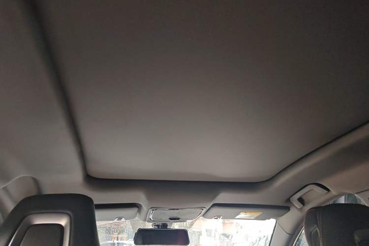 Used JETOUR Dashing 2023 1.5T DCT Starlight Shine Pro Edition Headliner