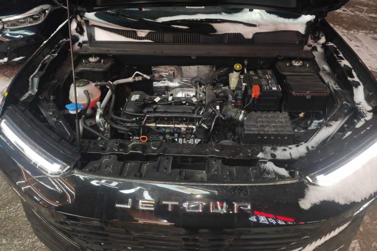 Used JETOUR Dashing 2024 1.5T DCT Youth Engine Bay