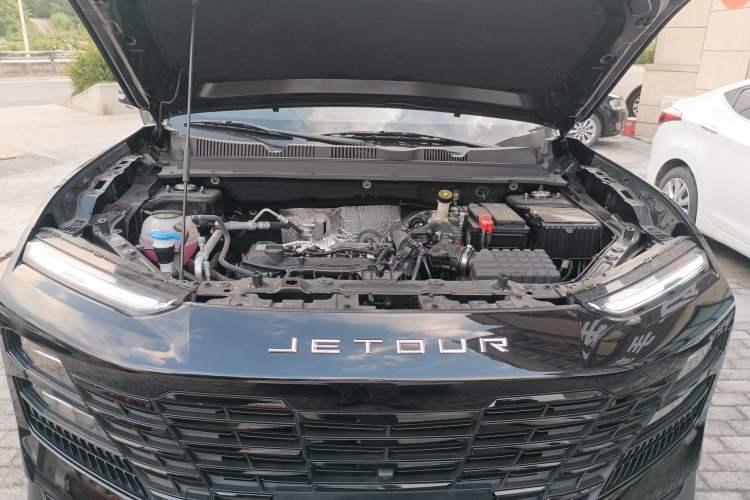 Used JETOUR Dashing 2024 1.5T DCT Youth Engine Bay