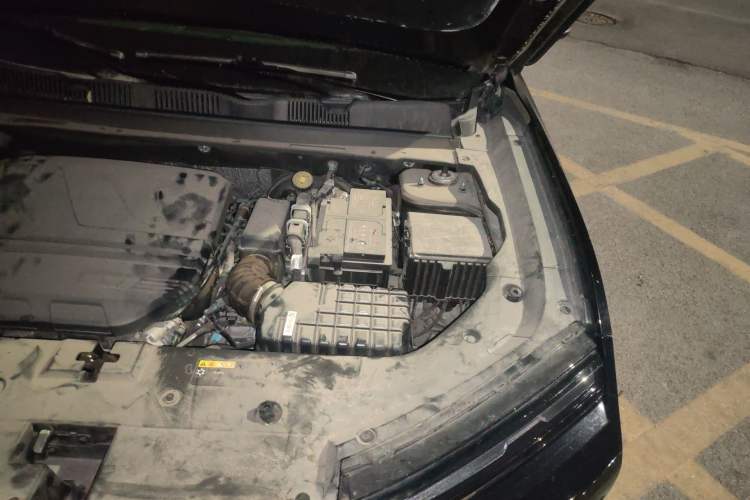 Used JETOUR Dashing 2024 1.6T DCT King PRO Engine Bay Left