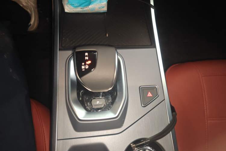Used JETOUR Dashing 2024 1.5T DCT Youth Gear Lever