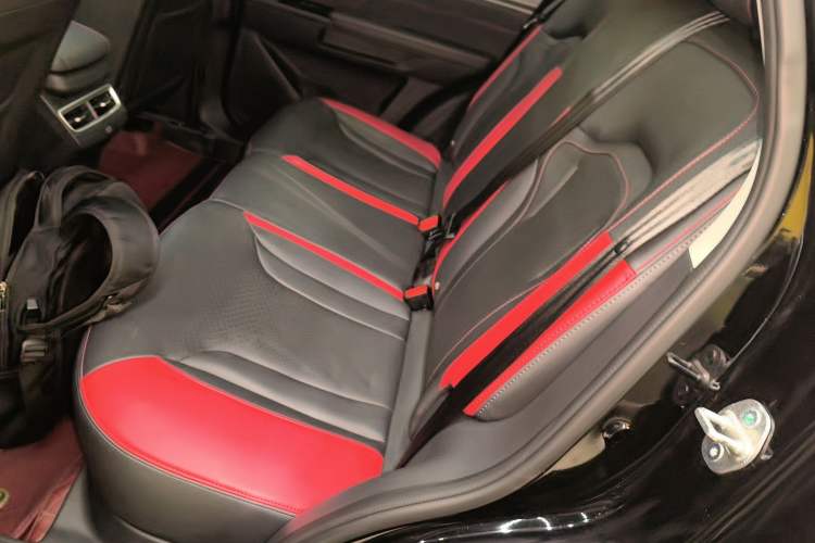 Used JETOUR Dashing 2024 1.5T DCT Starlight Shine Pro Edition Left Rear Seat