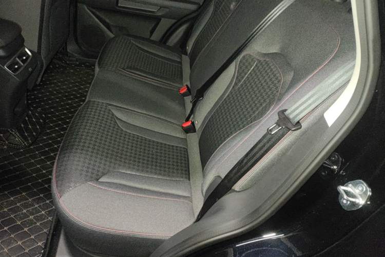 Used JETOUR Dashing 2024 1.5T DCT Youth Left Rear Seat
