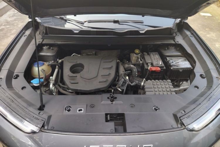 Used JETOUR Dashing 2024 1.5T DCT Starlight Shine Pro Edition Engine Bay