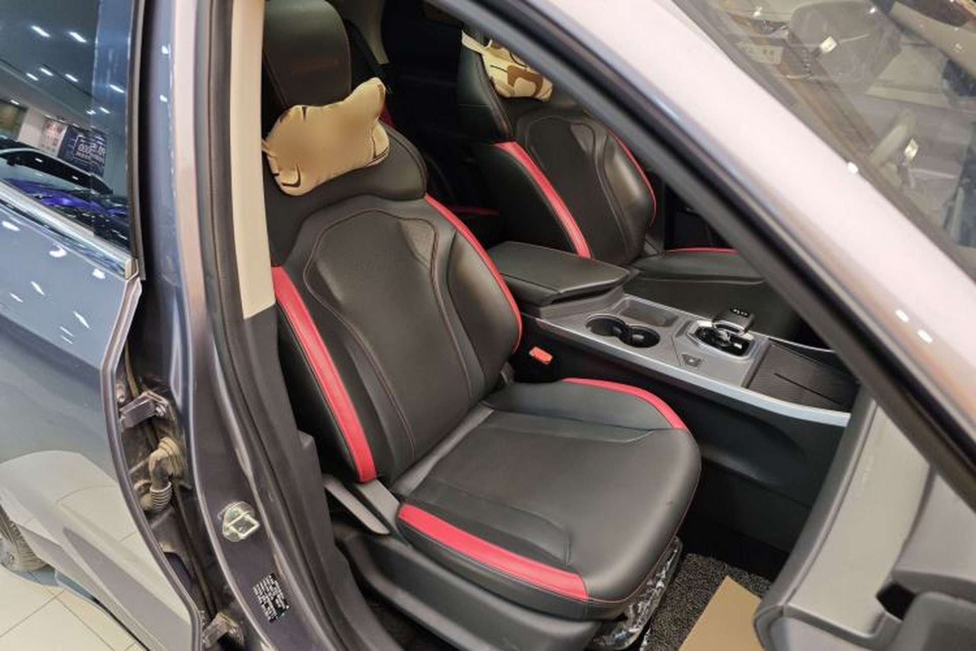 Used JETOUR Dashing 2024 1.5T DCT Starlight Shine Pro Edition Right Front Seat