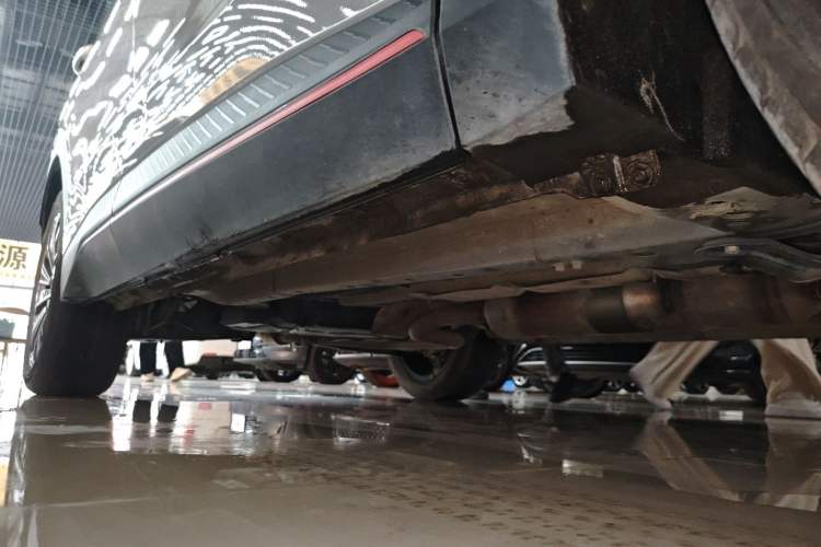 Used JETOUR Dashing 2024 1.6T DCT King PRO Right Side Sill