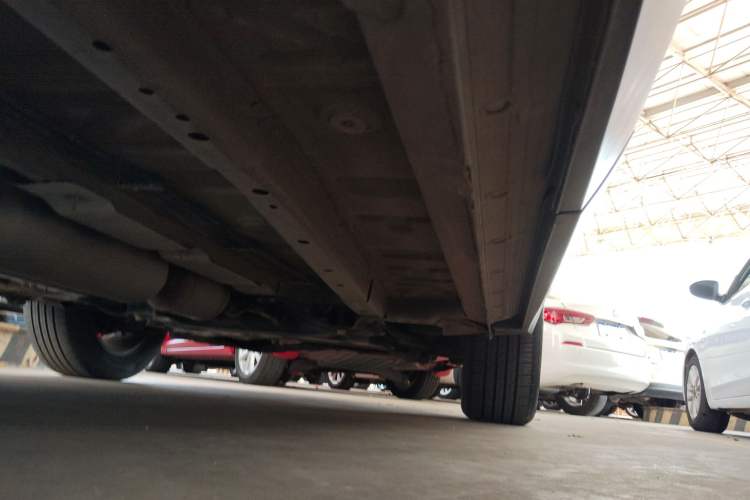 Used JETOUR Dashing 2024 1.5T DCT Starlight Shine Pro Edition Right Side Sill