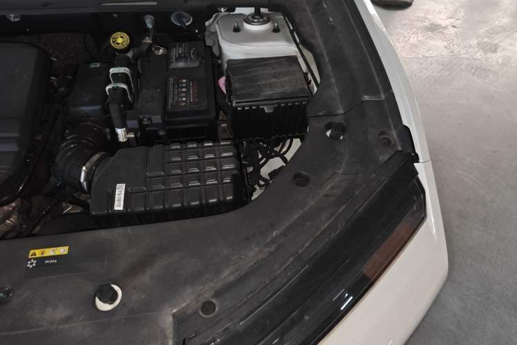 Used JETOUR Dashing 2024 1.6T DCT King Engine Bay Left