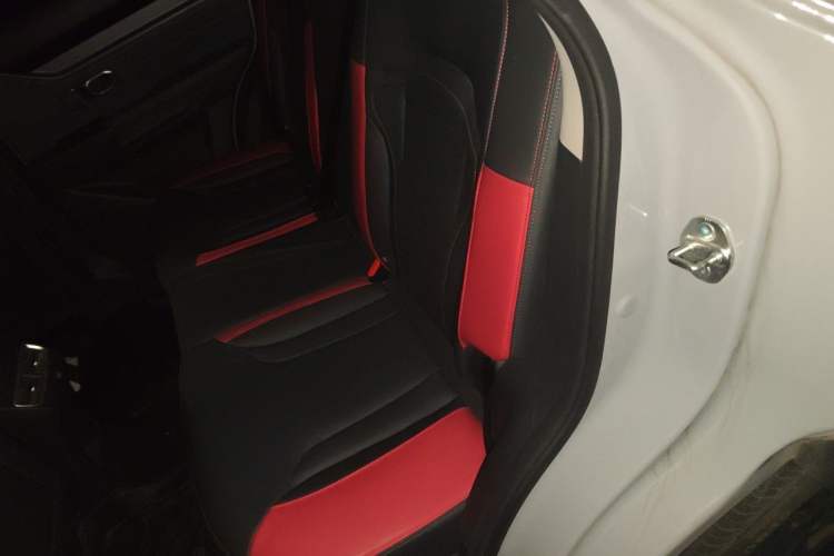 Used JETOUR Dashing 2024 1.5T DCT Starlight Shine Pro Edition Interior 4