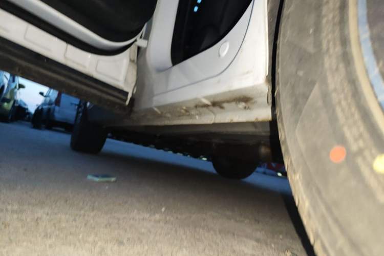 Used JETOUR Dashing 2024 1.5T DCT Longteng Edition PRO Left Side Sill