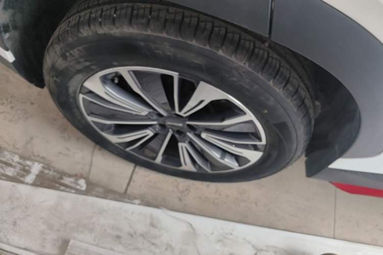 Used JETOUR Dashing 2024 1.6T DCT King Right Rear Wheel Hub