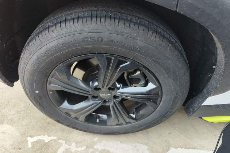 Used JETOUR Dashing 2024 1.5T DCT Youth Right Rear Wheel Hub