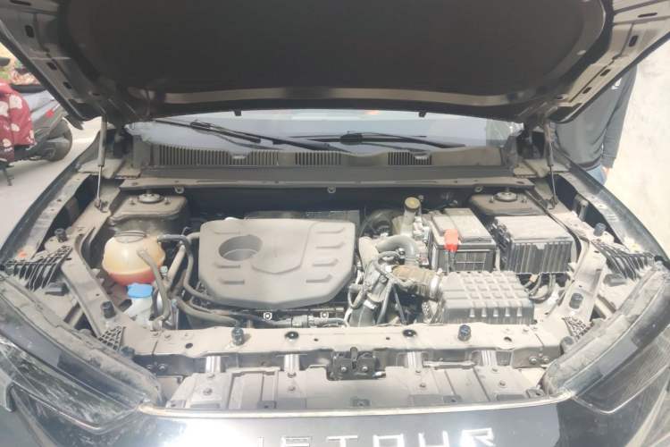 Used JETOUR Dashing 2025 1.5T DCT Luxury Edition Engine Bay