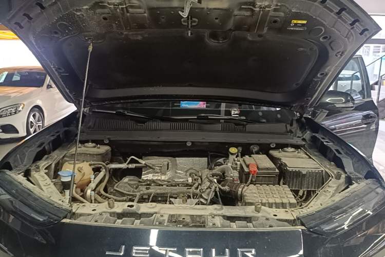 Used JETOUR Dashing 2025 1.5T DCT Beyond Edition Engine Bay