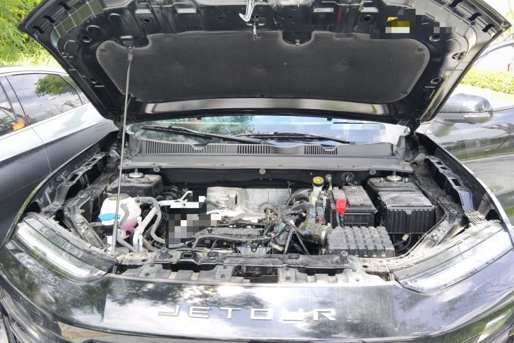 Used JETOUR Dashing 2025 1.5T DCT Youth UP Engine Bay