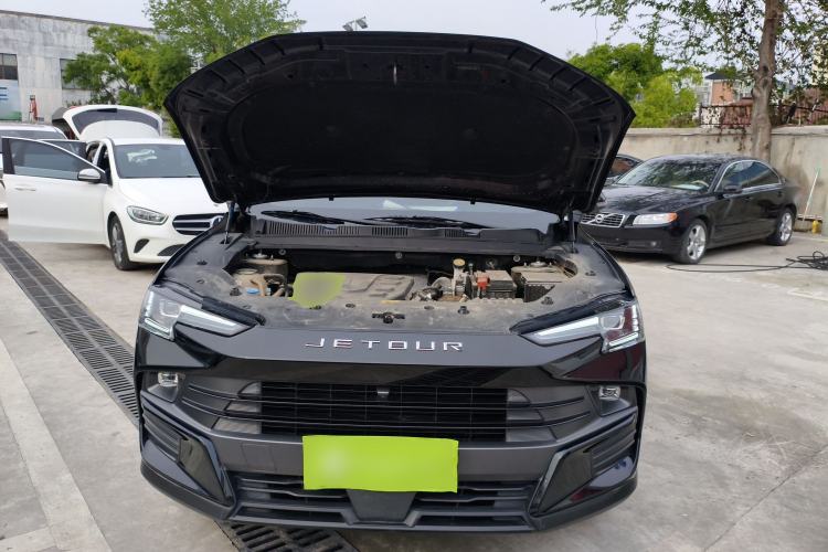 Used JETOUR Dashing 2025 1.5T DCT Ultimate Edition Engine Bay