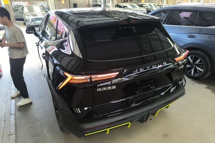 Used JETOUR Dashing 2025 1.5T DCT Beyond Edition Exterior 2