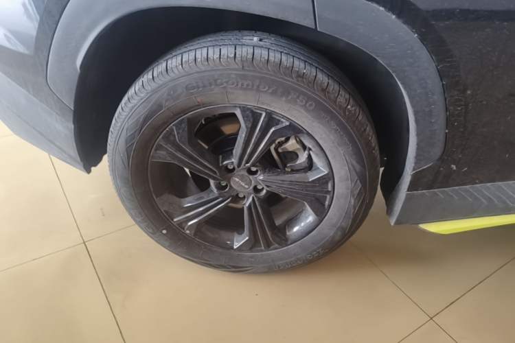 Used JETOUR Dashing 2025 1.5T DCT Beyond Edition Exterior 5