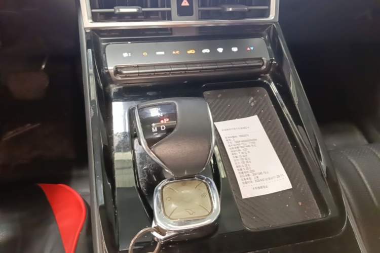 Used JETOUR Dashing 2025 1.5T DCT Elite Edition Gear Lever
