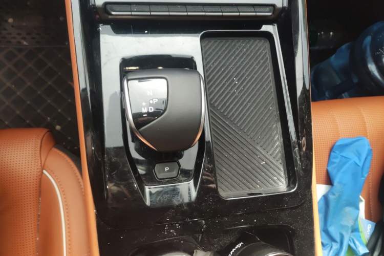 Used JETOUR Dashing 2025 1.5T DCT Luxury Edition Gear Lever