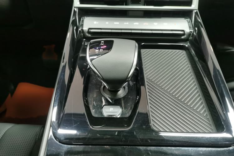 Used JETOUR Dashing 2025 1.5T DCT Luxury Edition Gear Lever