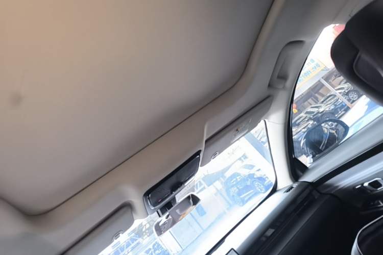 Used JETOUR Dashing 2025 1.5T DCT Beyond Edition Headliner